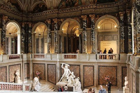 The Kunsthistorisches Museum: Vienna's Treasure Trove of Artistic Masterpieces!