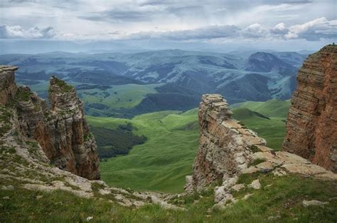 Genhe Geological Park Unearths Ancient Wonders and Breathtaking Scenery!