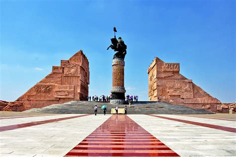 Hohhot Genghis Khan Mausoleum: A Timeless Monument to Mongol Majesty and History Unveiled!