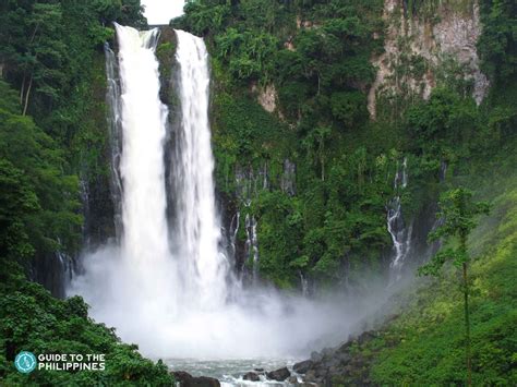 Iligan City's Maria Cristina Falls: A Thundering Spectacle of Nature's Power!