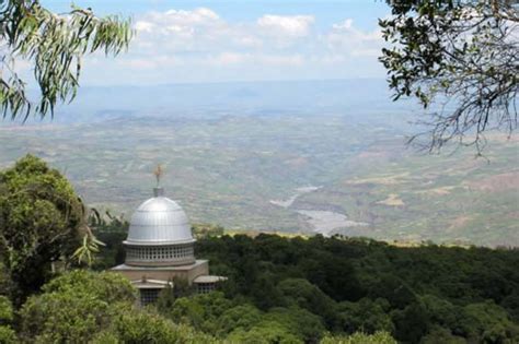 The Debre Libanos Monastery: An Ancient Retreat Amidst Ethiopia’s Breathtaking Landscape!