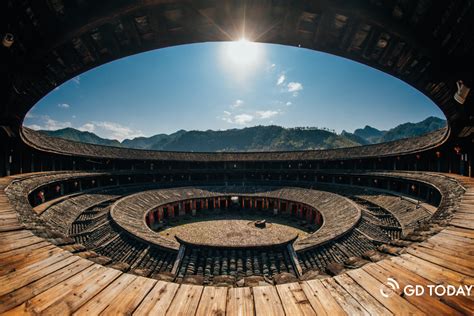 The Hakka Cultural Museum: Uncovering the Ancient Roots of Meizhou's People!