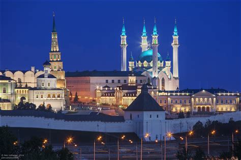 The Historic Kazan Kremlin: Unveiling Centuries of Architectural Brilliance and Cultural Tapestry!