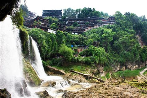 Wangcun Ancient Village Ruins: Unearthing History and Embracing Rustic Charm!