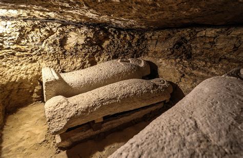 Xunyi Ancient Tombs: Unearthing History and Mystifying Legends!