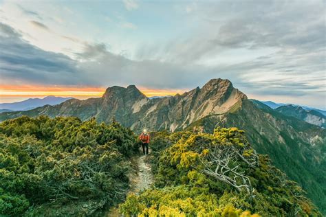 Yushan Mountain Scenic Area - An Ancient Retreat with Breathtaking Views!